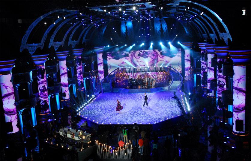 展架廣告與傳統(tǒng)平面廣告的區(qū)別在哪里？